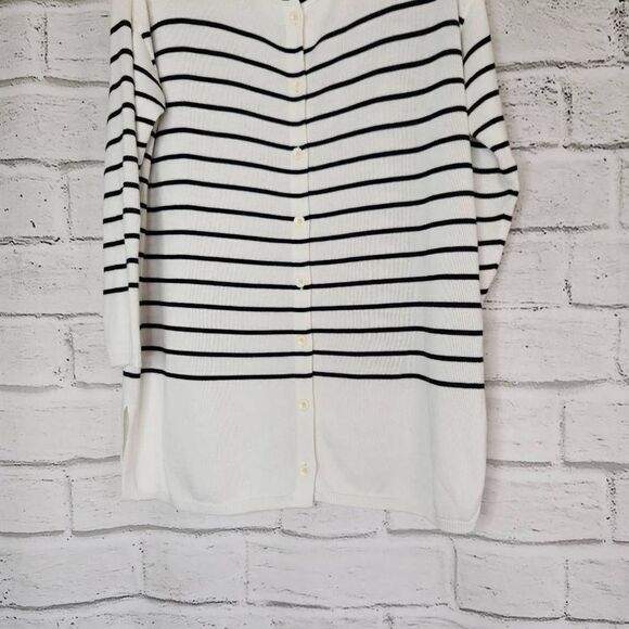 Cabi Knitted Button Up Striped Turnabout Cardigan Sweater White Size Medium 6164 - Picture 4 of 13